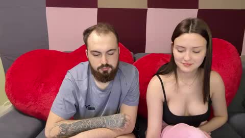 Snapshot of hotduoplay chatting on May 2026 09:12:02 PM Max and Alina online show from May 2026 09:12:02 PM