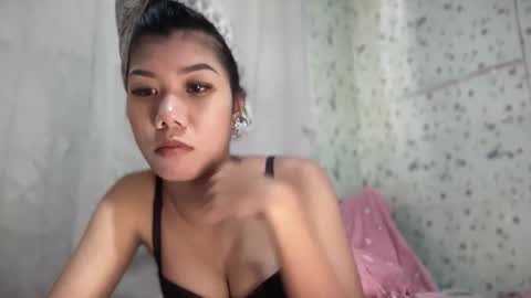 Snapshot of hotestpinayxxx chatting on May 2026 04:39:02 AM hotestpinayxxx online show from May 2026 04:39:02 AM