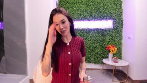 hotfallingdevil online show from November 2025 06:01:01 AM