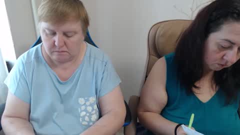 LimonkaFire online show from November 2025 08:45:01 AM