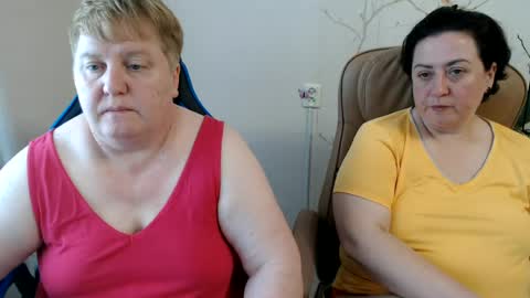 Snapshot of hotfiremommy chatting on June 2026 03:58:02 PM LimonkaFire online show from June 2026 03:58:02 PM