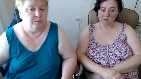 Snapshot of hotfiremommy chatting on July 2026 11:05:02 AM LimonkaFire online show from July 2026 11:05:02 AM