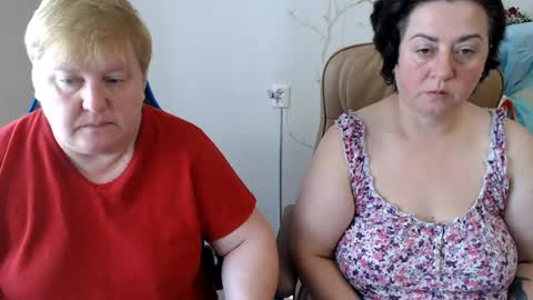 Snapshot of hotfiremommy chatting on July 2026 08:23:02 AM LimonkaFire online show from July 2026 08:23:02 AM