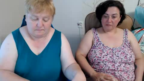 Snapshot of hotfiremommy chatting on July 2026 04:58:01 PM LimonkaFire online show from July 2026 04:58:01 PM