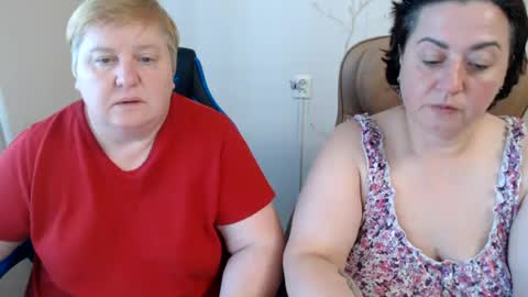 Snapshot of hotfiremommy chatting on July 2026 05:00:02 PM LimonkaFire online show from July 2026 05:00:02 PM