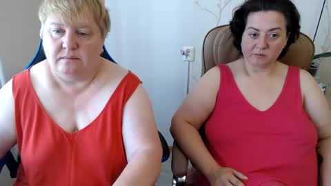 Snapshot of hotfiremommy chatting on August 2026 08:13:02 AM LimonkaFire online show from August 2026 08:13:02 AM