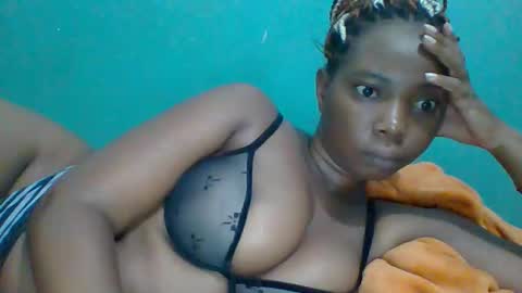Queen online show from March 2026 05:02:01 AM