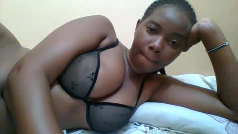 Snapshot of hotgodees chatting on May 2026 05:48:01 AM Queen online show from May 2026 05:48:01 AM