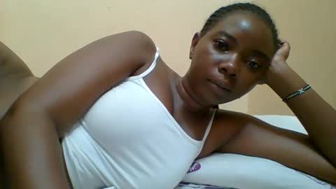 Snapshot of hotgodees chatting on May 2026 05:27:02 AM Queen online show from May 2026 05:27:02 AM