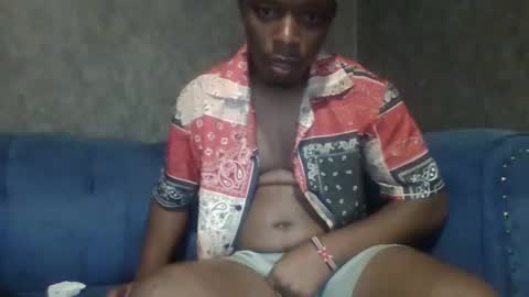 hotguyy001 online show from February 2025 05:24:01 AM