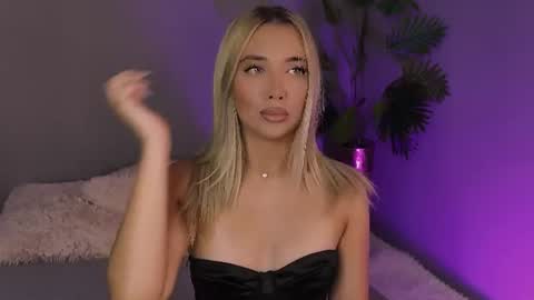 Snapshot of hotjessxx chatting on July 2026 06:29:01 AM Maria online show from July 2026 06:29:01 AM