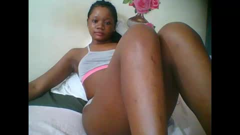 LOYCE online show from October 2025 09:14:02 PM