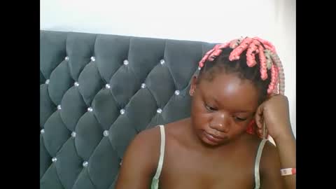 Snapshot of hotjeylee chatting on February 2026 06:34:02 AM LOYCE online show from February 2026 06:34:02 AM