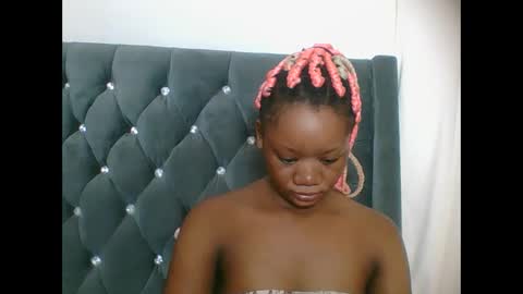 Snapshot of hotjeylee chatting on February 2026 11:55:01 AM LOYCE online show from February 2026 11:55:01 AM