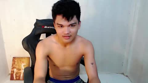 Snapshot of hotking_cummer chatting on February 2026 09:05:01 AM hotking_cummer online show from February 2026 09:05:01 AM