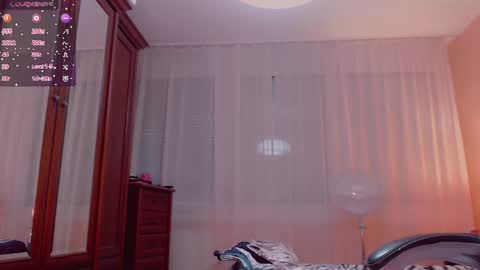 Snapshot of hotkittysquirt chatting on June 2026 04:23:01 AM Angela online show from June 2026 04:23:01 AM