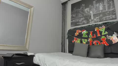 Hotkoljei online show from December 2024 03:04:02 AM