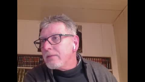 Snapshot of hotlux_54 chatting on January 2025 09:52:02 PM hotlux_54 online show from January 2025 09:52:02 PM