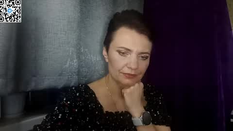 Snapshot of hotmamaqueen234 chatting on May 2026 08:18:02 PM hotmamaqueen234 online show from May 2026 08:18:02 PM