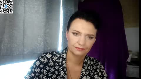 hotmamaqueen234 online show from June 2026 07:46:01 AM
