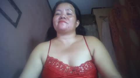 Snapshot of hotmatureladyxxx chatting on May 2026 12:23:01 PM hotmatureladyxxx online show from May 2026 12:23:01 PM