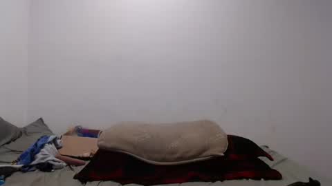 Snapshot of hotmodel1984 chatting on April 2026 09:19:01 PM hotmodel1984 online show from April 2026 09:19:01 PM