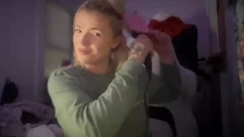 Hannah Montana online show from November 2025 06:56:02 AM