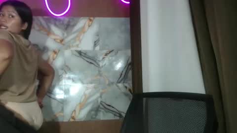Snapshot of hotmorena_finger chatting on May 2026 10:50:03 PM Analiza online show from May 2026 10:50:03 PM