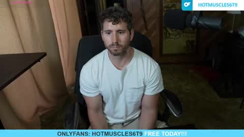 Snapshot of hotmuscles6t9 chatting on May 2026 07:04:01 PM hotmuscles6t9 online show from May 2026 07:04:01 PM