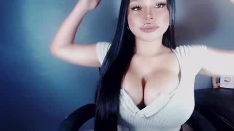 Marga Avery online show from January 2025 05:32:01 PM