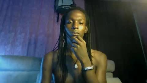 hotshadowx online show from May 2026 07:42:01 PM