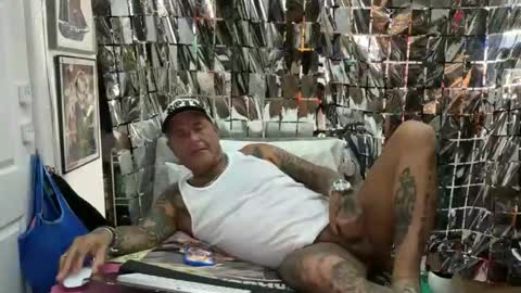 hotstuff775616 online show from April 2026 02:20:02 AM