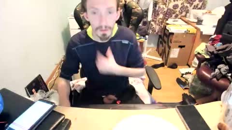 hot online show from November 2025 05:24:01 PM