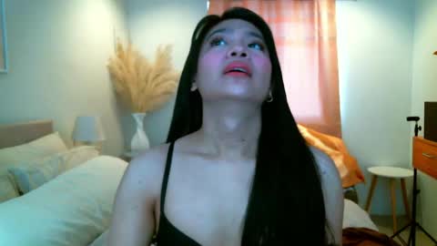 Snapshot of hotsweetangel00 chatting on March 2026 03:00:01 AM Sweet Angel online show from March 2026 03:00:01 AM