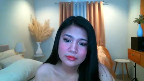 Snapshot of hotsweetangel00 chatting on June 2026 03:20:02 AM Sweet Angel online show from June 2026 03:20:02 AM