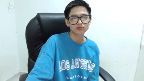 hott_cute69 online show from November 2025 09:09:01 AM