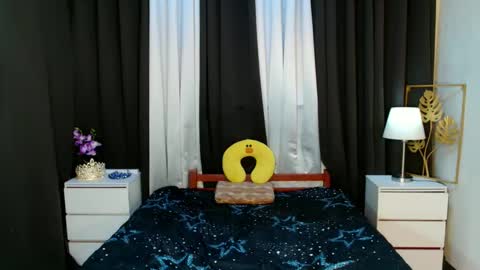 Alex Summer online show from March 2025 06:54:01 PM