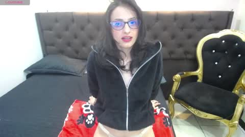 HottCandy21 online show from December 2024 08:27:02 PM