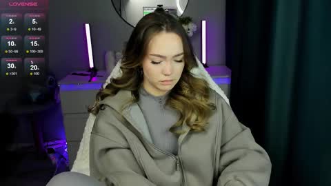 Snapshot of hottease_pvt chatting on September 2025 11:54:02 AM hello Im Eva online show from September 2025 11:54:02 AM