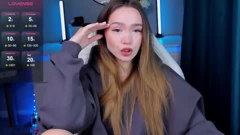 Snapshot of hottease_pvt chatting on October 2025 09:02:01 PM hello Im Eva online show from October 2025 09:02:01 PM