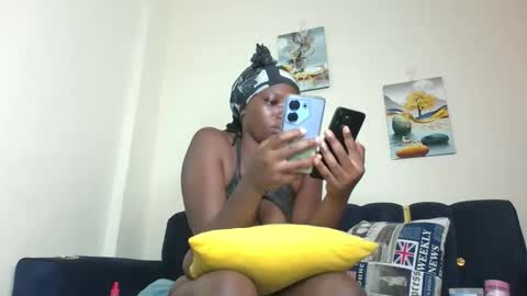 AMOR online show from February 2026 08:22:01 AM