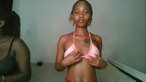 Snapshot of hottie_mistie chatting on April 2026 09:19:01 PM hottie_mistie online show from April 2026 09:19:01 PM