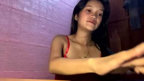 Snapshot of hottie_ptite chatting on June 2026 10:35:01 AM hottie_ptite online show from June 2026 10:35:01 AM