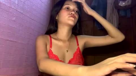 Snapshot of hottie_ptite chatting on June 2026 11:12:02 AM hottie_ptite online show from June 2026 11:12:02 AM