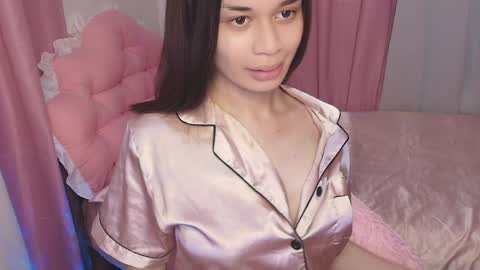 Snapshot of hottie_rhaffa chatting on May 2026 09:33:01 PM Terra online show from May 2026 09:33:01 PM