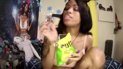 Tokyodagoddess online show from December 2024 12:46:02 AM