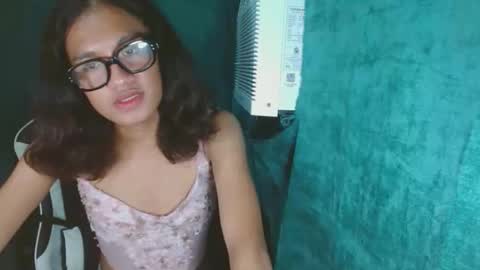 hottiest_luna online show from April 2026 06:39:01 AM