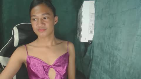 hottiest_luna online show from May 2026 03:45:02 AM
