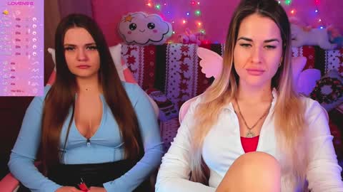 Snapshot of hotty_girls_here chatting on January 2025 01:01:01 PM Ivanna and Jessica online show from January 2025 01:01:01 PM