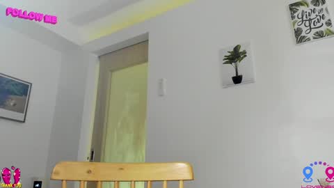 Snapshot of hottycrishinaxx chatting on January 2025 02:36:01 AM crishinahotty online show from January 2025 02:36:01 AM